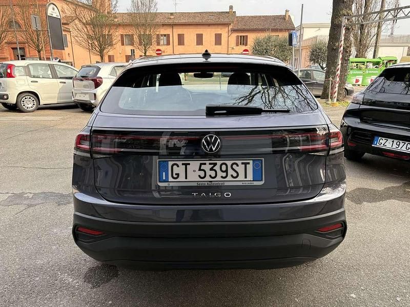 Usata VW Taigo Life 110 CV (80 kW) 2024 Smoky grey SUV