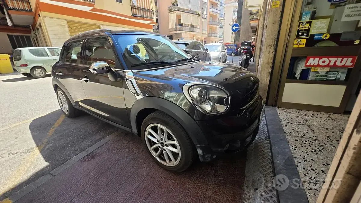 Usata Mini Cooper SD Countryman 143 CV (105 kW) 2016 Marrone SUV