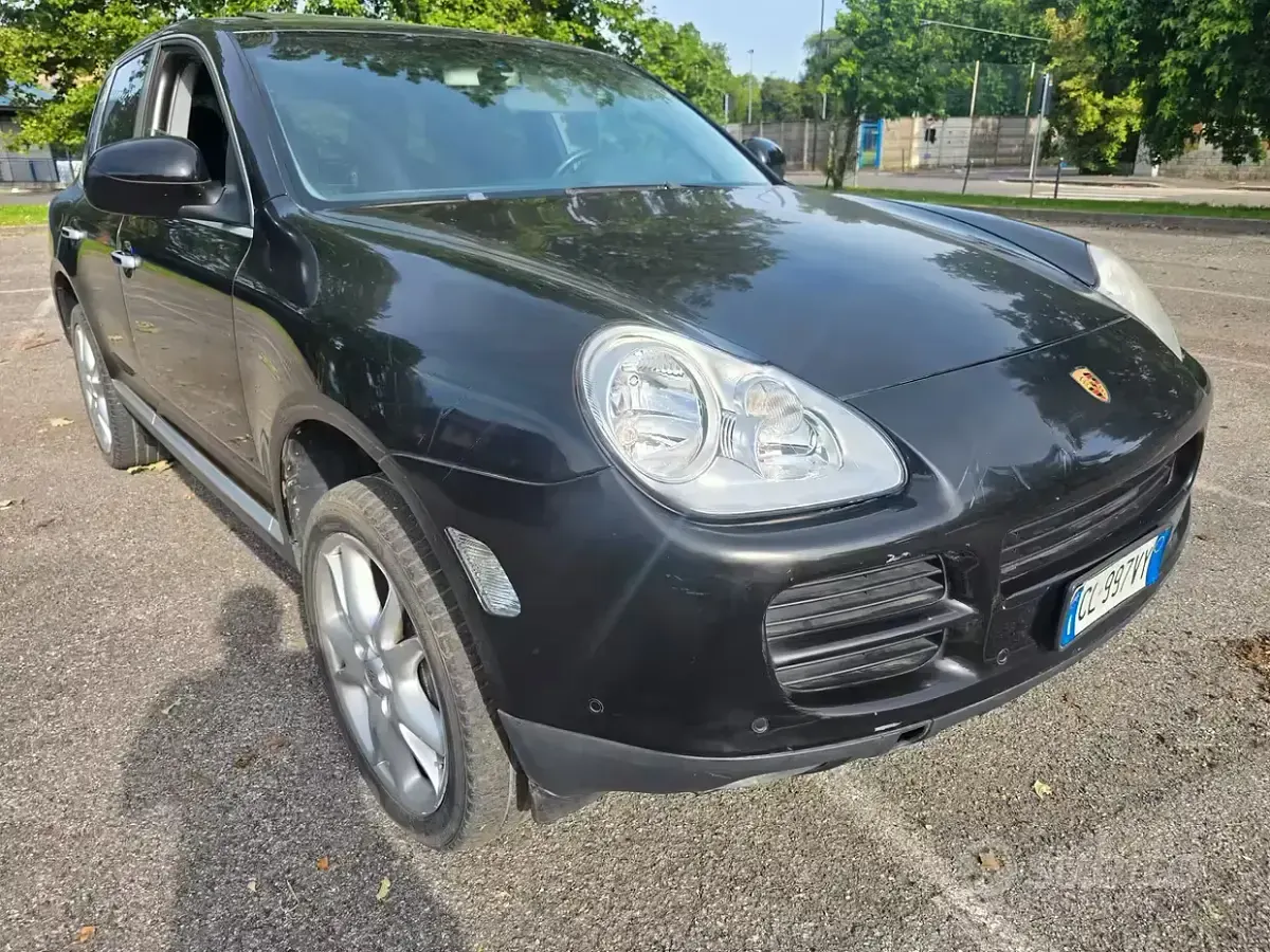 Usata Porsche Cayenne 250 CV (183 kW) 2004 Nero SUV