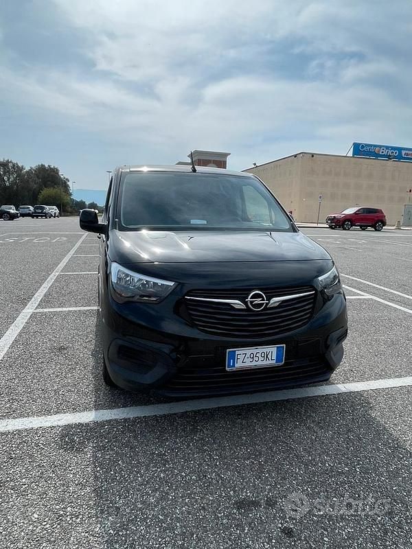 Usata Opel Combo 2019 Nero Monovolume