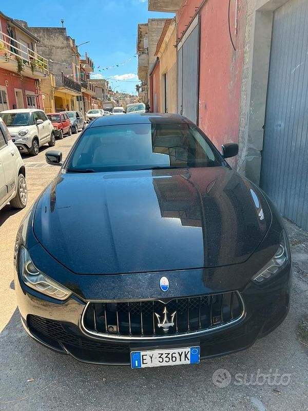 Nero Usata 2015 Maserati Ghibli Coupé | 26.000 € (Cara) - Immagine 1/2