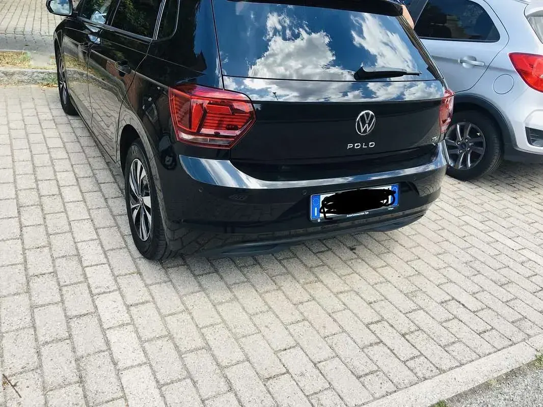 Usata VW Polo Comfortline 90 CV (66 kW) 2021 Nero Utilitaria