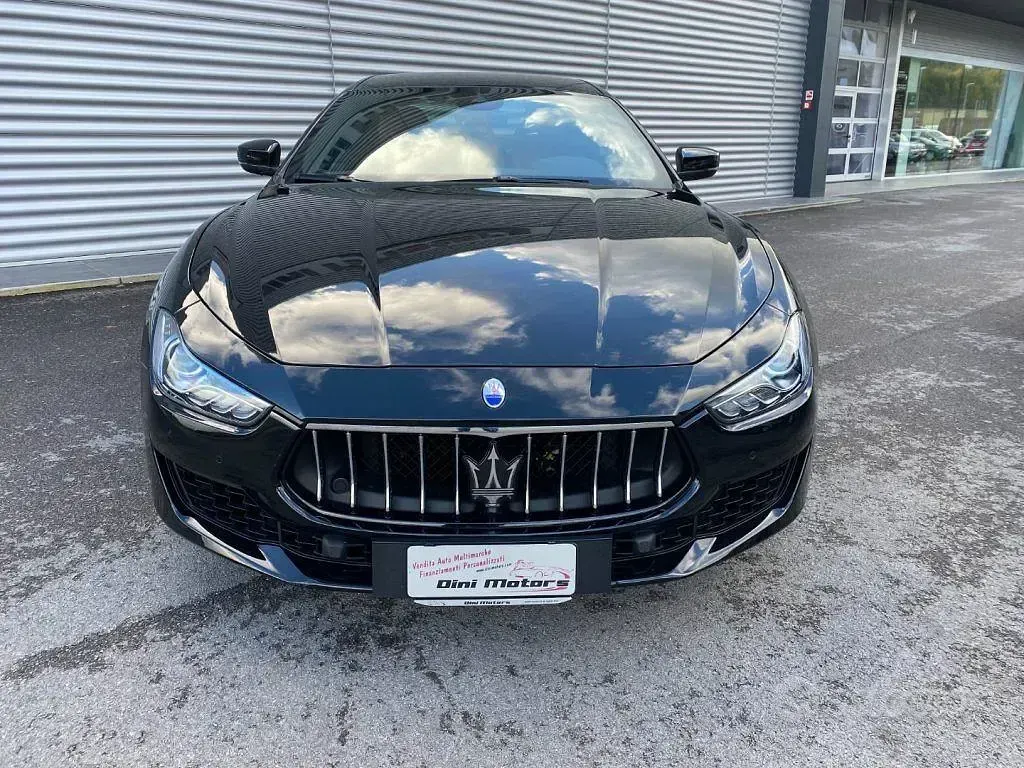 Usata Maserati Ghibli GranLusso 275 CV (202 kW) 2018 Nero Berlina