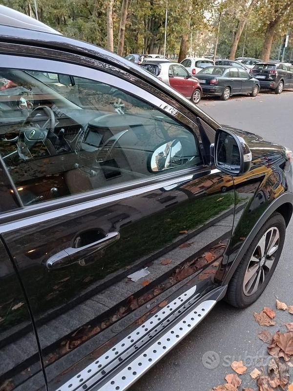 Usata Ssangyong (KGM) Korando 149 CV (109 kW) 2016 Nero SUV