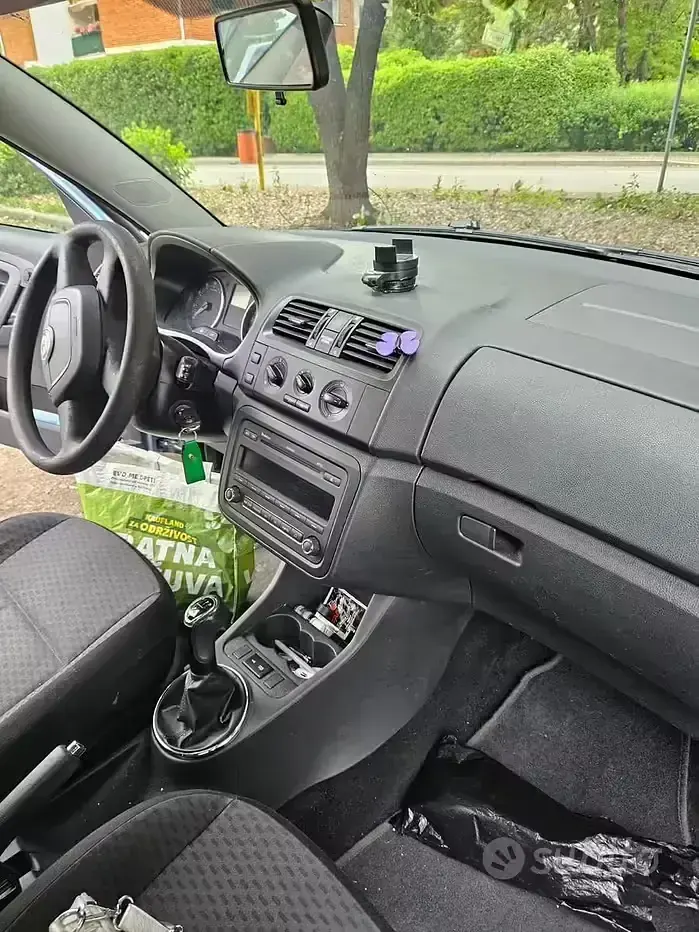 Usata Skoda Fabia 69 CV (50 kW) 2011 Verde Berlina