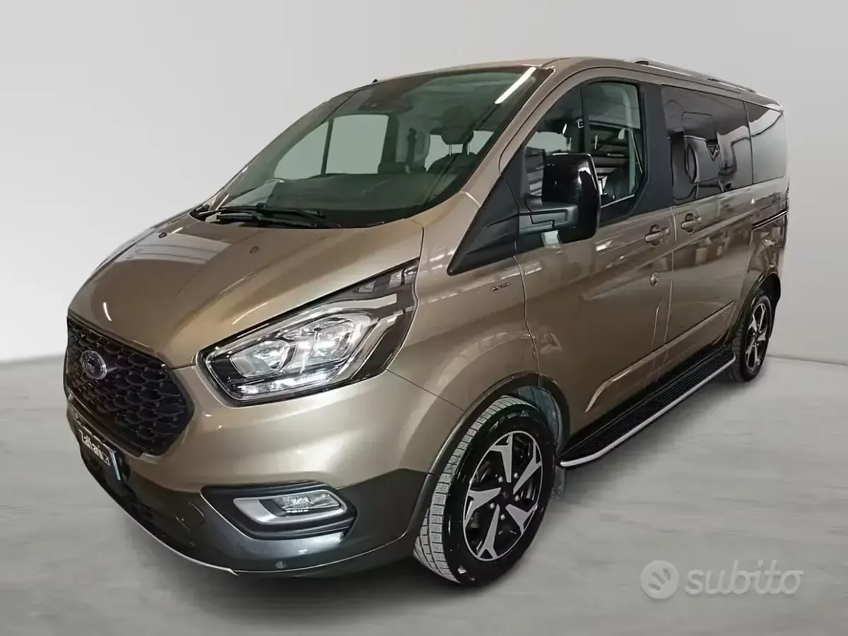 Usata Ford Tourneo S 150 CV (110 kW) 2022 Grigio Monovolume