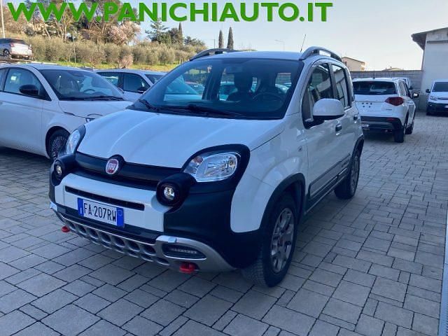 Usata Fiat Panda Cross Cross 95 CV (69 kW) 2015 Bianco Utilitaria