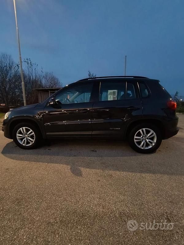 Usata VW Tiguan 150 CV (110 kW) 2016 Grigio SUV