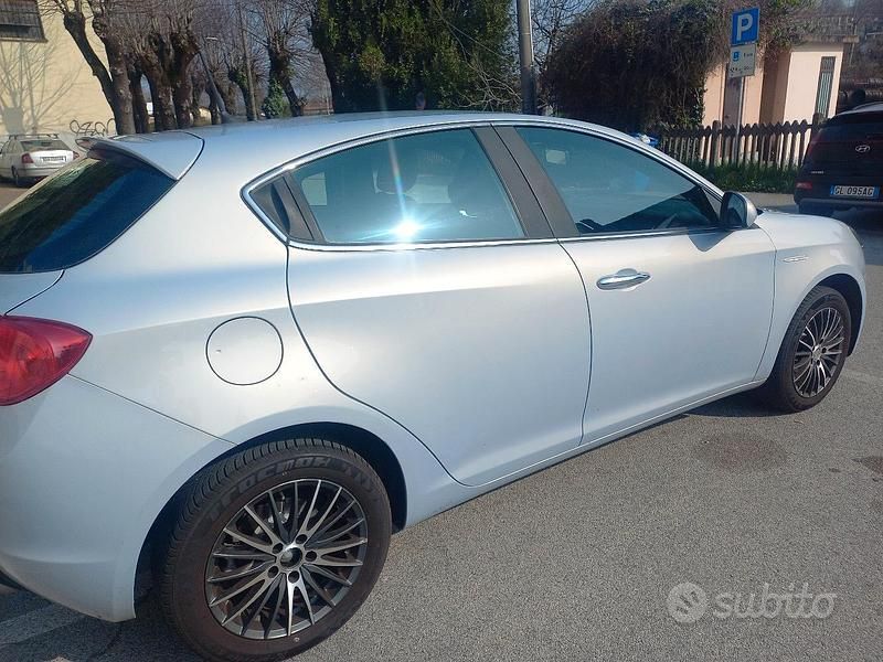Usata Alfa Romeo Giulietta 2015 Grigio Utilitaria