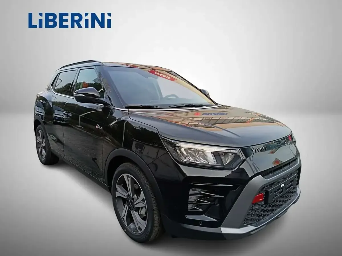 Nuova KGM Tivoli 163 CV (119 kW) 2026 Nero SUV