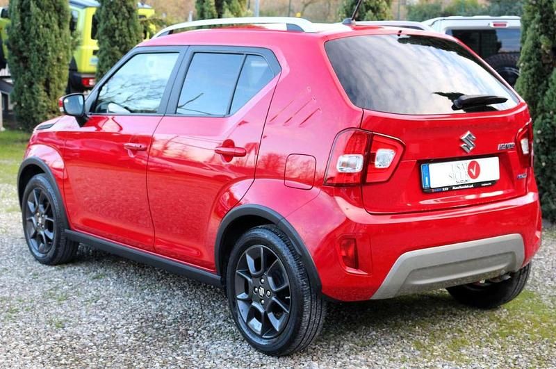 Usata Suzuki Ignis 83 CV (61 kW) 2023 Rosso metal SUV