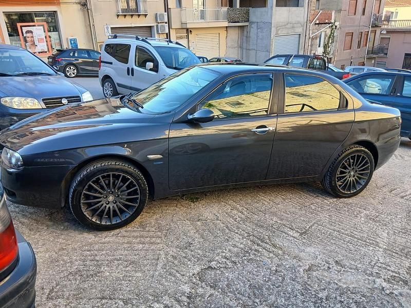 Usata Alfa Romeo 156 150 CV (110 kW) 2004 Berlina