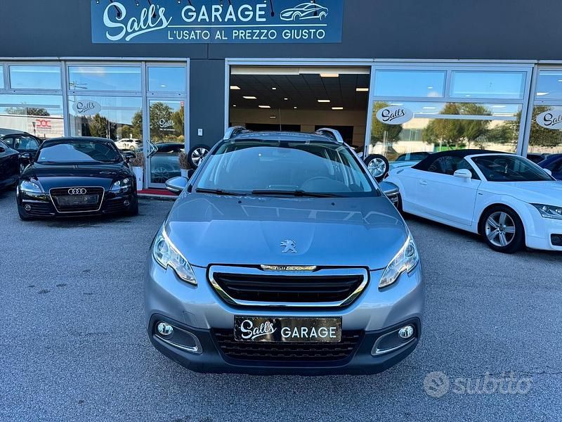 Grigio Usata 2013 Peugeot 2008 SUV | 8300 € (Buon prezzo) - Immagine 1/4
