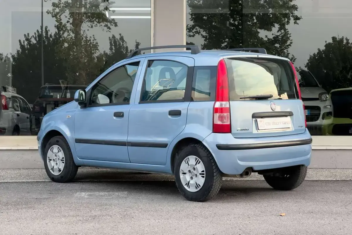 Usata Fiat Panda Dynamic 69 CV (50 kW) 2009 Blu/azzurro Utilitaria