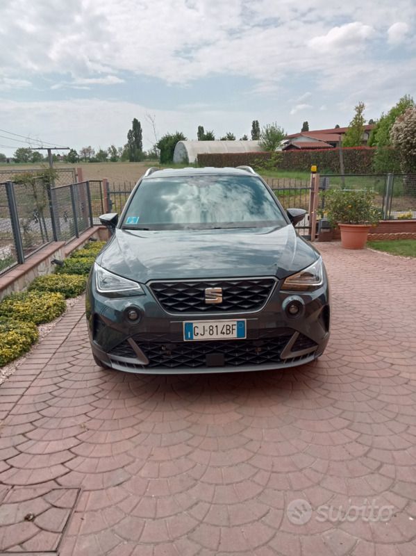 Grigio Usata 2022 Seat Arona FR SUV | 17.300 € (Cara) - Immagine 1/4