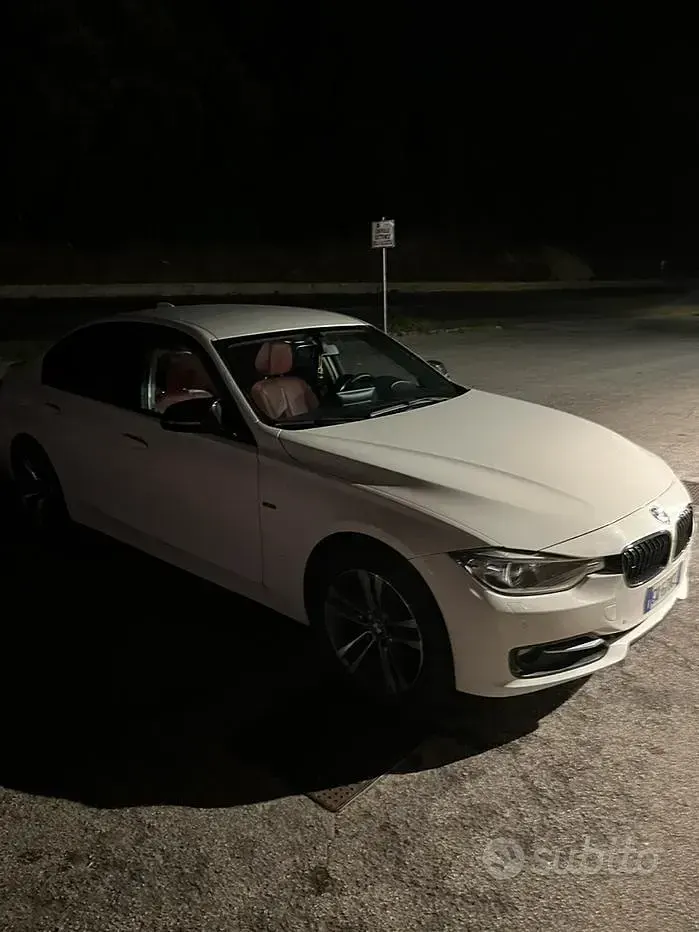 Usata BMW 320 Sport Line 190 CV (139 kW) 2015 Bianco Berlina