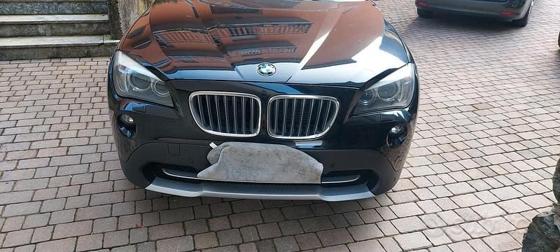 Usata BMW X1 Efficient Dynamics 204 CV (150 kW) 2011 Nero SUV