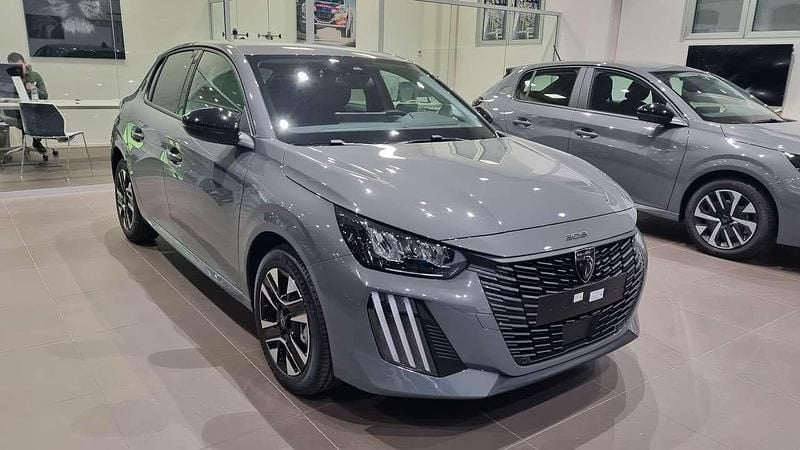 Nuova Peugeot 208 Allure 110 CV (80 kW) 2026 Grigio selenium Utilitaria