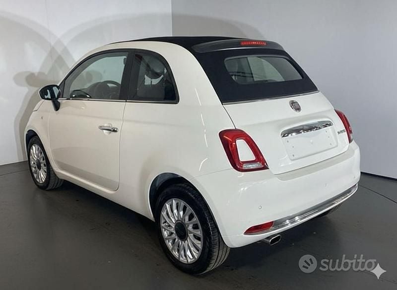 Usata Fiat 500 Dolcevita 70 CV (51 kW) 2024 Bianco Cabrio