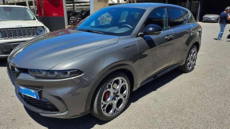 Usata Alfa Romeo Tonale Edizione Speciale 131 CV (96 kW) 2023 Grigio SUV