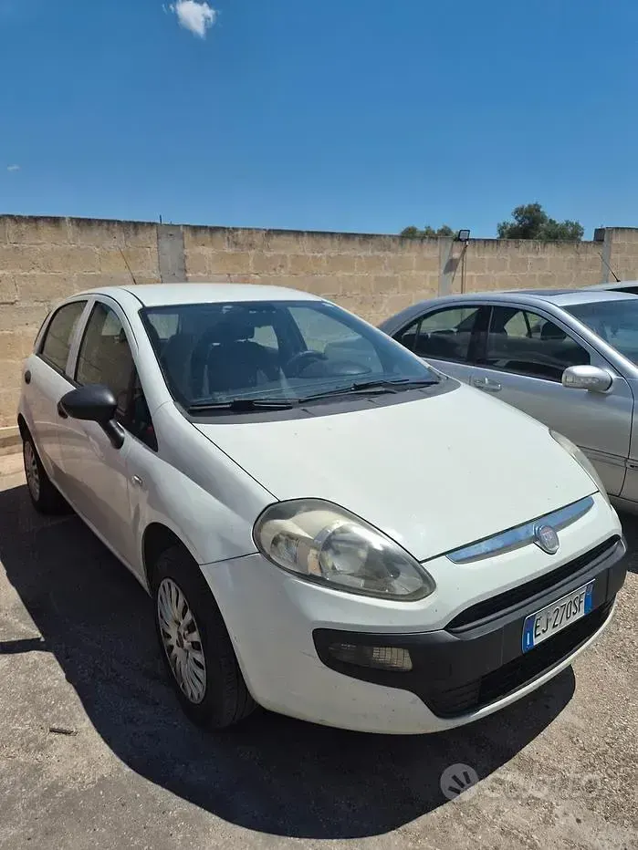Usata Fiat Punto Evo Emotion 70 CV (51 kW) 2011 Utilitaria
