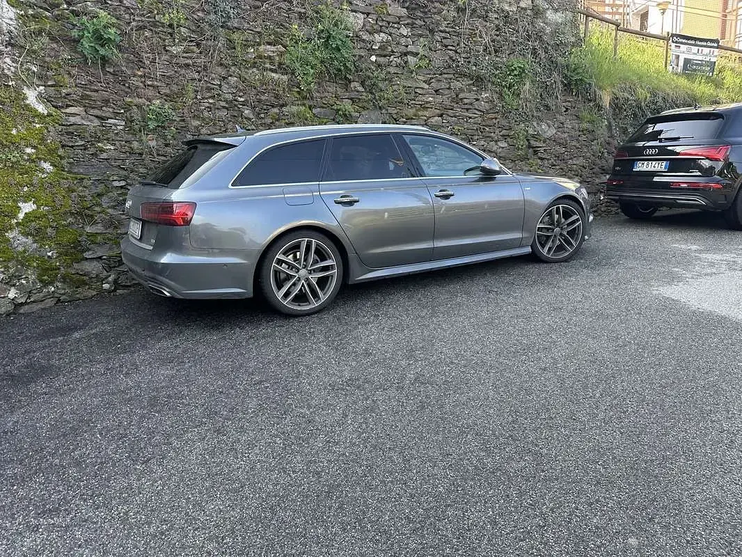 Usata Audi A6 Business Plus 272 CV (200 kW) 2015 Grigio Station wagon