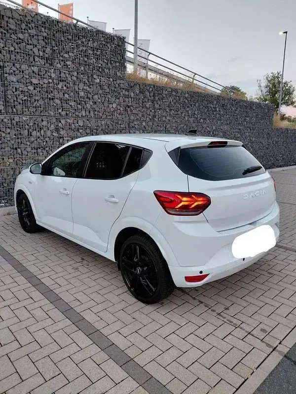 Usata Dacia Sandero Expression 101 CV (74 kW) 2024 Berlina