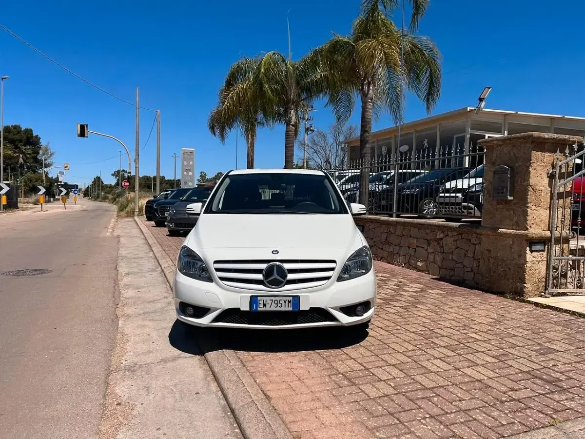 Usata Mercedes 180 Executive 89 CV (65 kW) 2014 Bianco Berlina