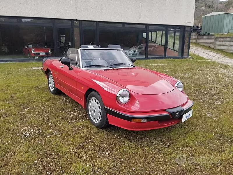 Usata Alfa Romeo Spider Veloce 131 CV (96 kW) 1970 Rosso Cabrio