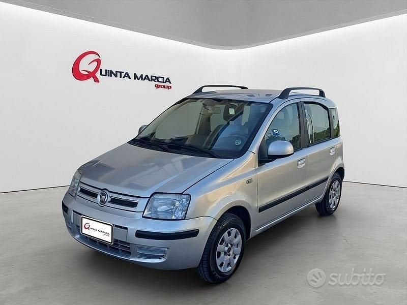 Grigio Usata 2011 Fiat Panda Dynamic Berlina | 4490 € (Buon prezzo) - Immagine 1/4