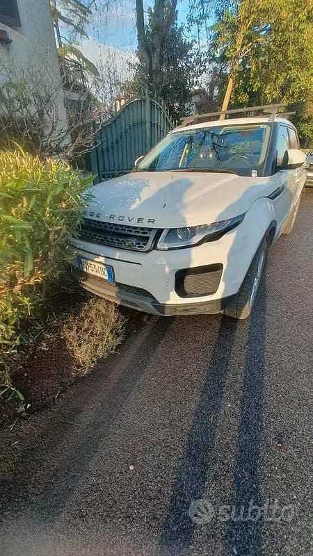 Usata Land Rover Range Rover evoque 150 CV (110 kW) 2017 Bianco SUV