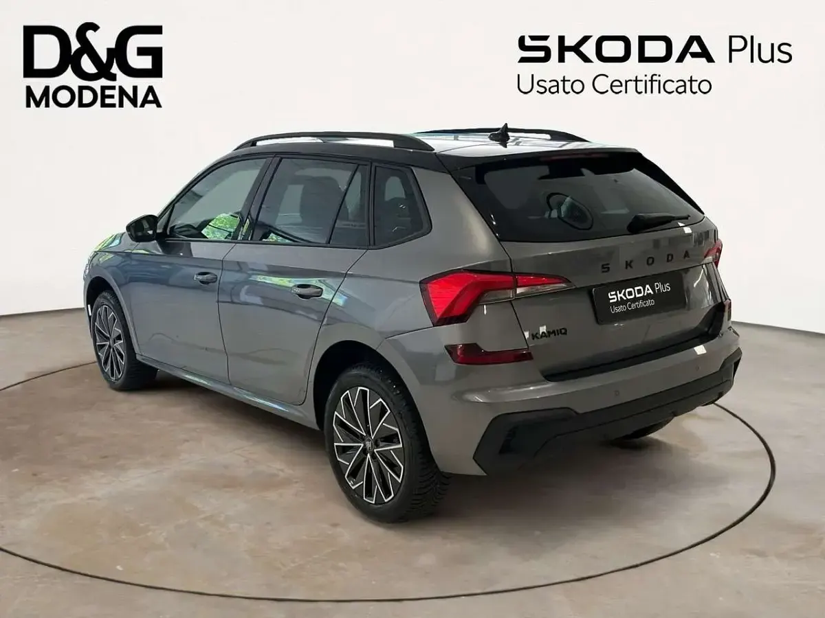 Usata Skoda Kamiq 150 CV (110 kW) 2025 Grigio SUV