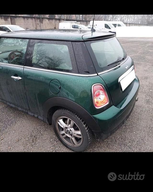 Usata Mini One D 90 CV (66 kW) 2014 Verde Utilitaria
