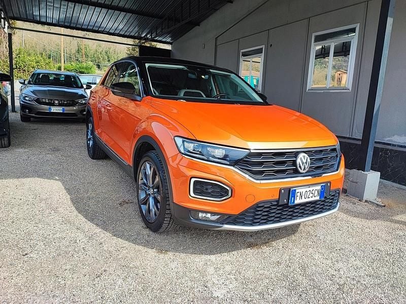 Usata VW T-Roc Advance 149 CV (109 kW) 2018 Arancione SUV