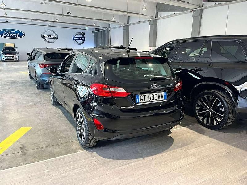 Usata Ford Fiesta Titanium 125 CV (91 kW) 2024 Agate black Berlina