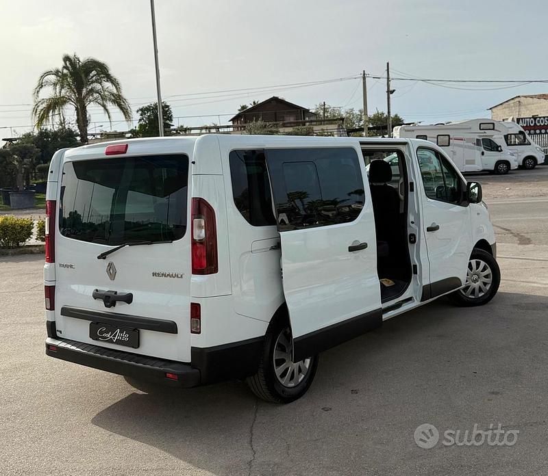 Usata Renault Trafic 145 CV (106 kW) 2019 Bianco Monovolume