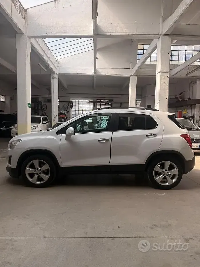 Usata Chevrolet Trax 131 CV (96 kW) 2013 Bianco SUV