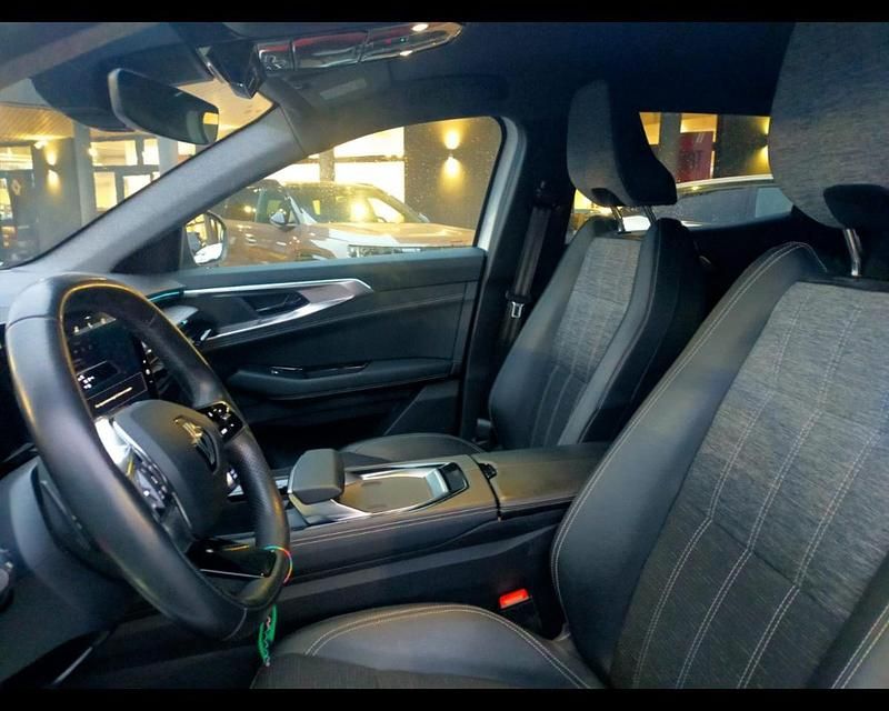 Usata Renault Clio V Techno 200 CV (147 kW) 2023 Bianco Utilitaria