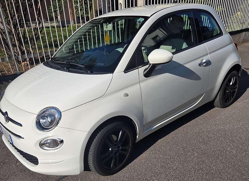 Usata Fiat 500 Lounge 69 CV (50 kW) 2019 Bianco Utilitaria