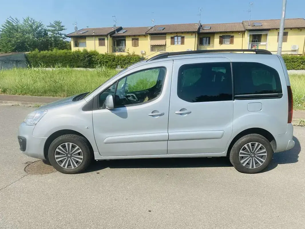 Usata Peugeot TePee Outdoor 99 CV (72 kW) 2018 Station wagon
