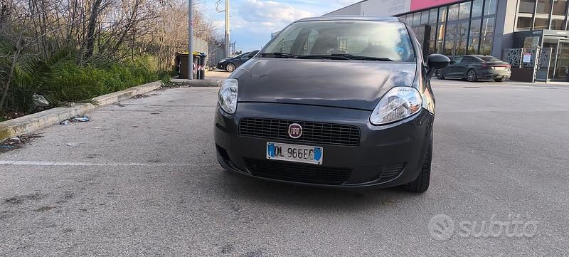 Usata Fiat Grande Punto 75 CV (55 kW) 2007 Utilitaria