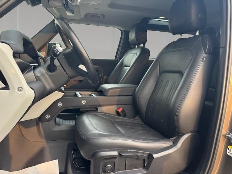Usata Land Rover Defender S 200 CV (147 kW) 2021 Gondwana stone gloss SUV