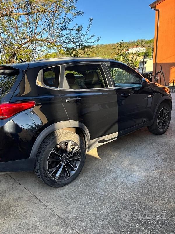 Usata DR F35 156 CV (114 kW) 2022 Nero SUV
