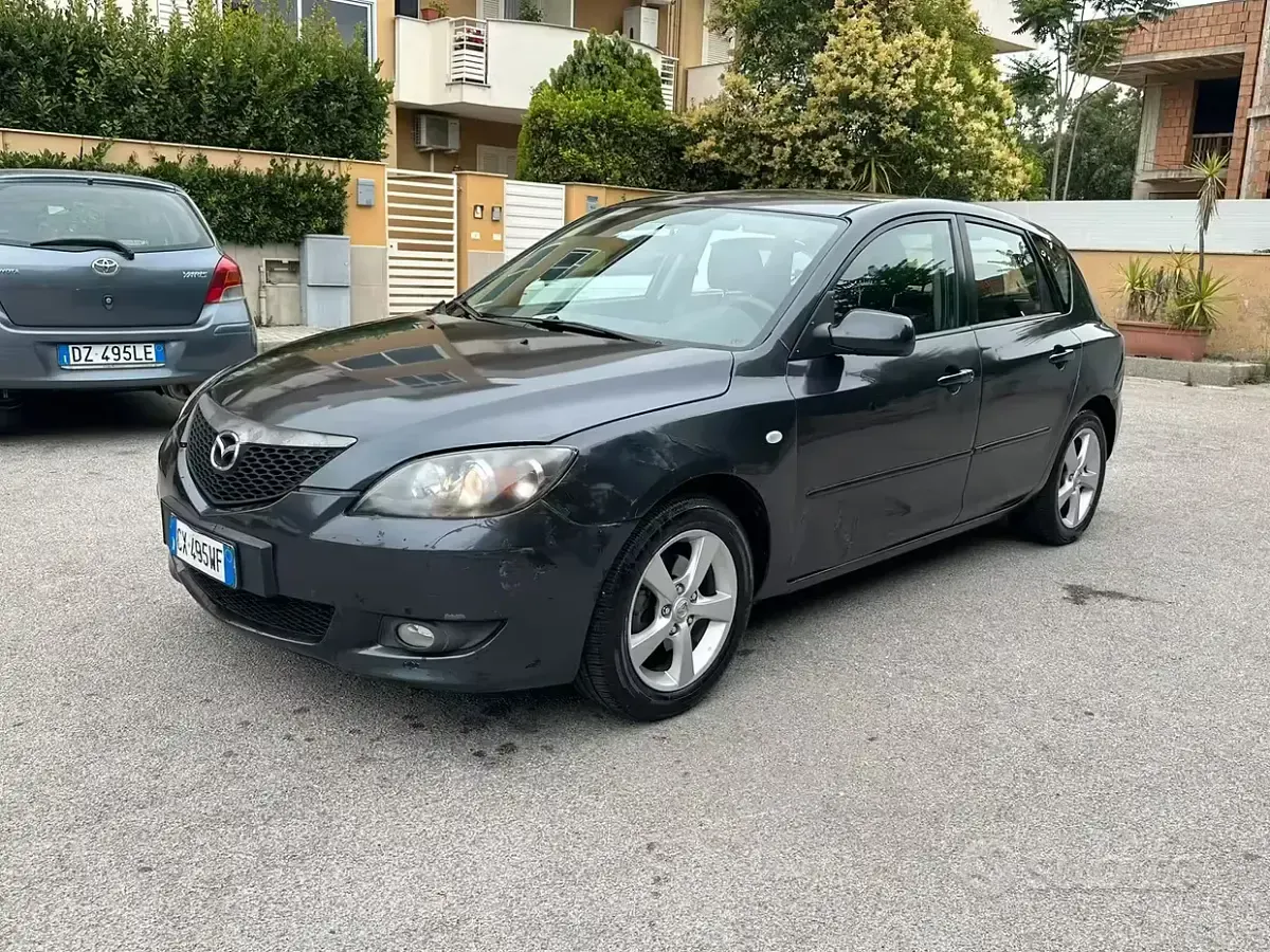 Usata Mazda 3 109 CV (80 kW) 2006 Nero Berlina