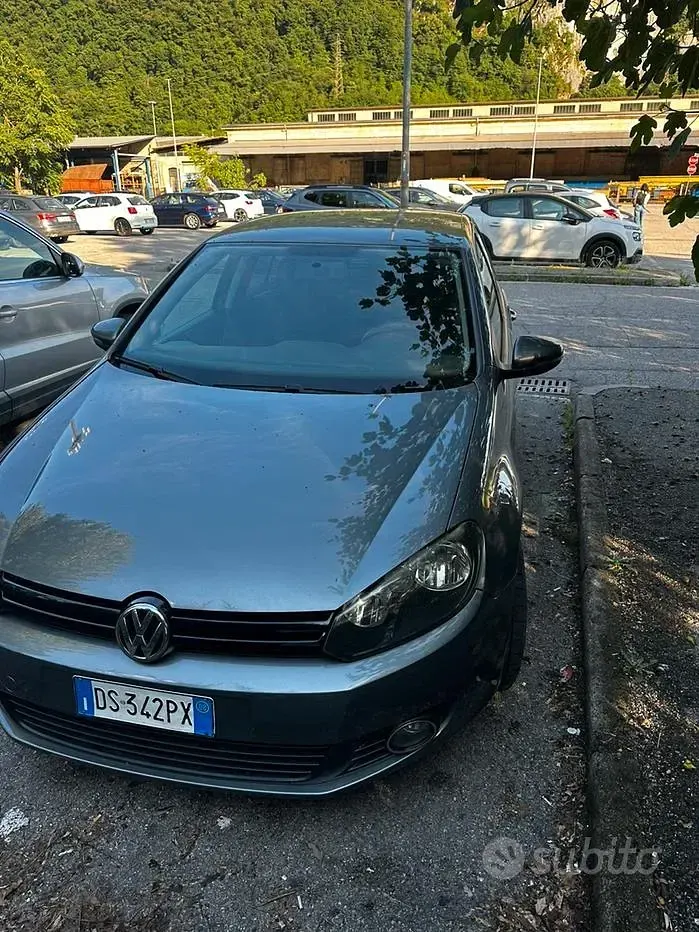 Usata VW Golf VI 110 CV (80 kW) 2008 Grigio Utilitaria