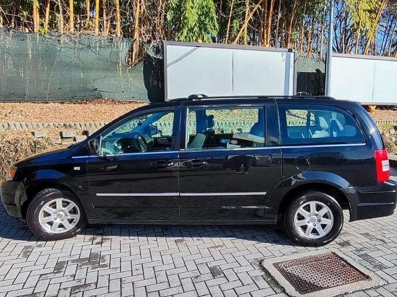 Usata Chrysler Grand Voyager Limited 163 CV (119 kW) 2010 Nero Monovolume