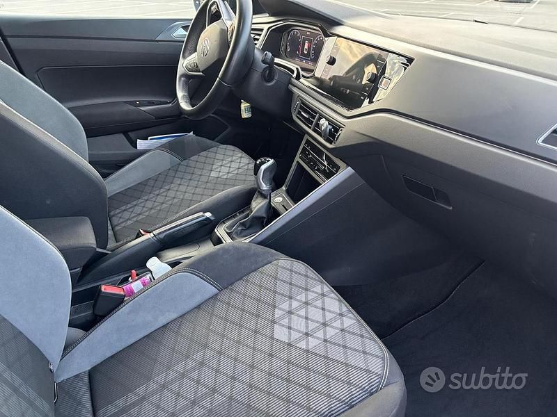 Usata VW Taigo R-line 110 CV (80 kW) 2022 Bianco SUV