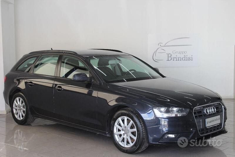 Blu Usata 2012 Audi A4 Station wagon | 7600 € (Buon prezzo) - Immagine 1/4