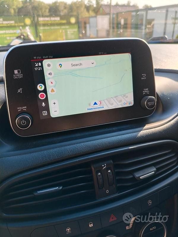 Usata Fiat Tipo Lounge 120 CV (88 kW) 2018 Nero Station wagon