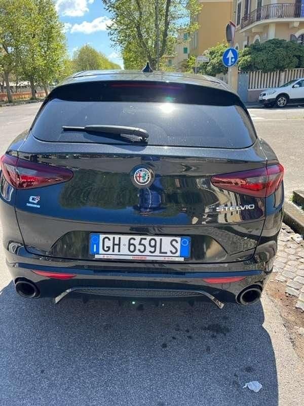 Usata Alfa Romeo Stelvio Ti 209 CV (153 kW) 2022 Nero SUV